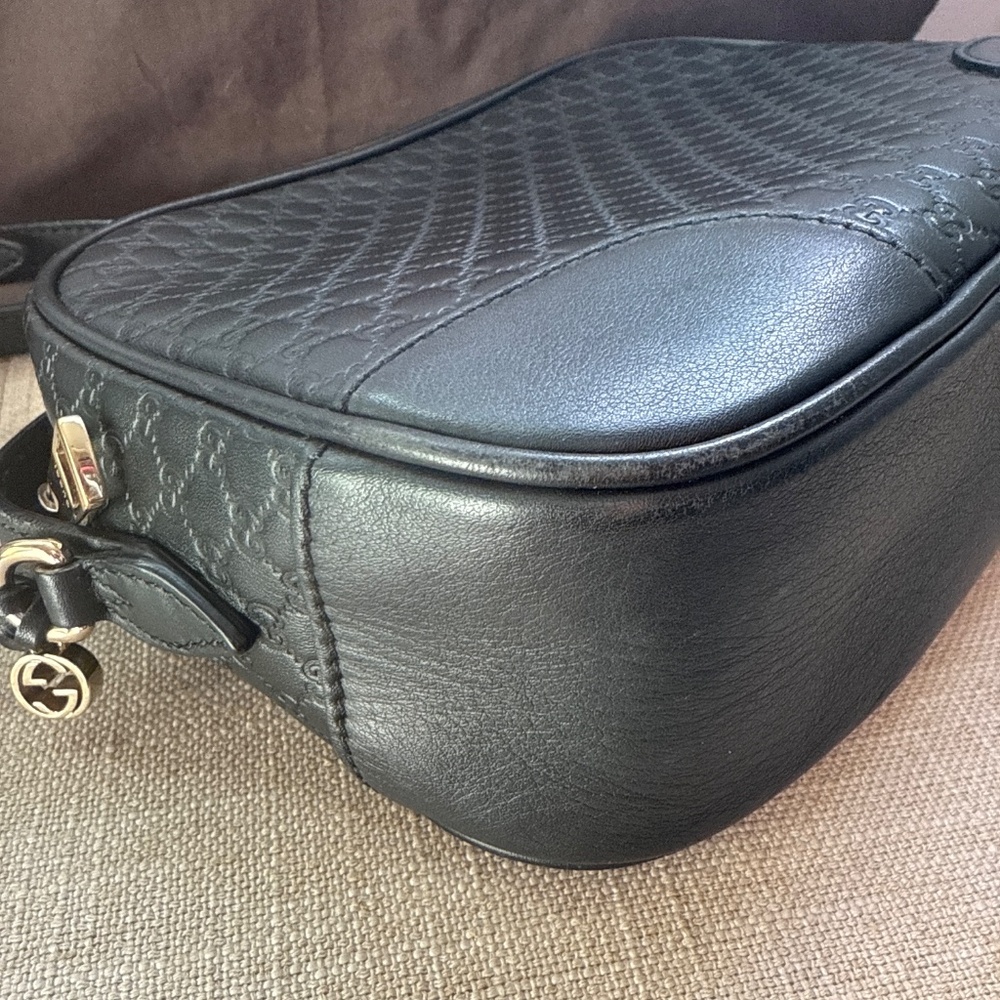 Gucci Micro Monogram Crossbody Camera Bag: Authen… - image 4